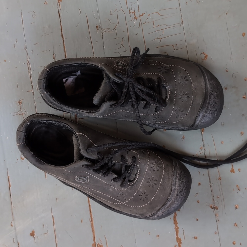 Keen suede leather sneakers